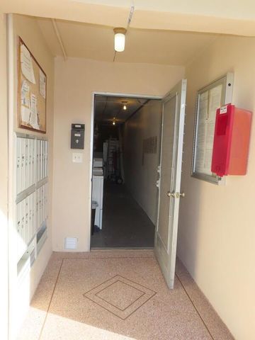 101 Hastings G, West Palm Beach, FL 33417