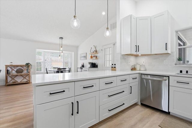 220 19TH STREET, Palm Harbor, FL 34683