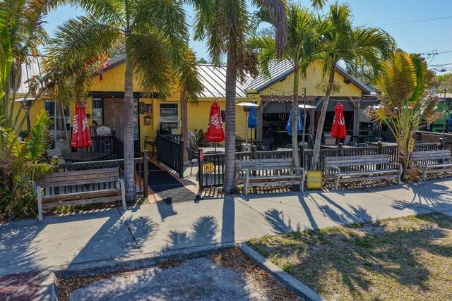 220 19TH STREET, Palm Harbor, FL 34683