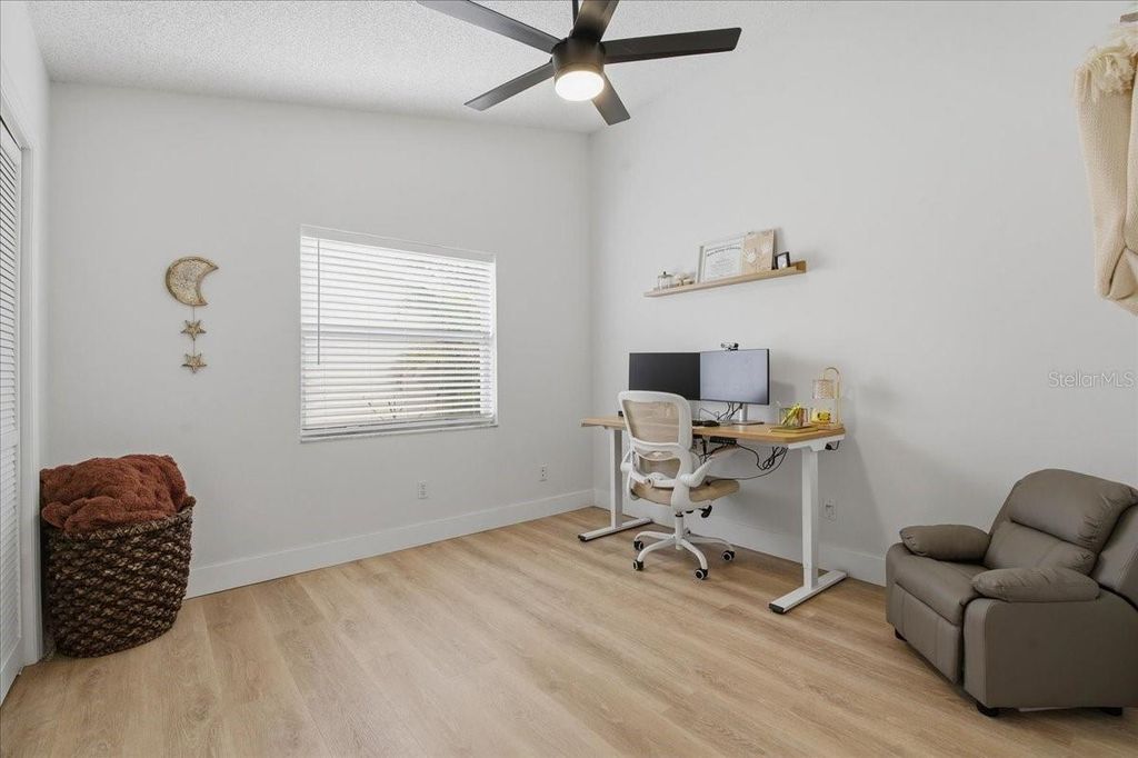 Image 25 of property listing at 220 19TH STREET, Palm Harbor, FL 34683