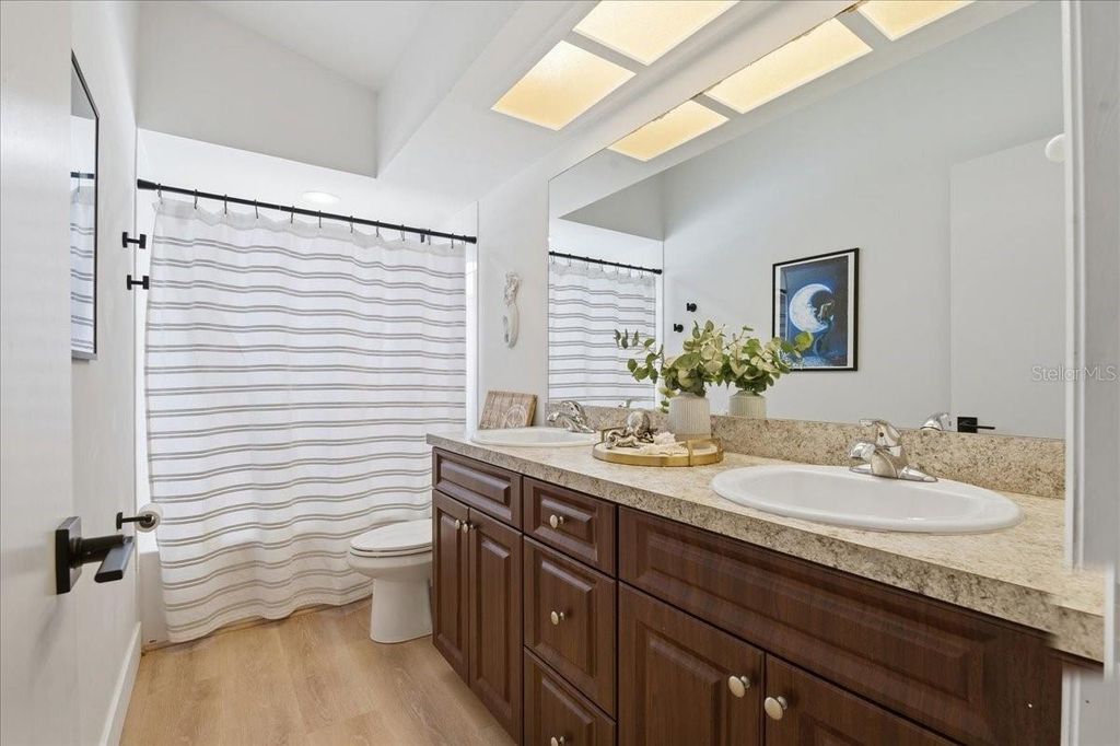 Image 27 of property listing at 220 19TH STREET, Palm Harbor, FL 34683