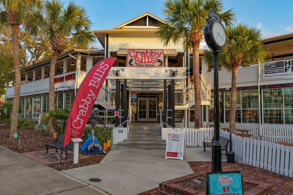 Image 52 of property listing at 220 19TH STREET, Palm Harbor, FL 34683