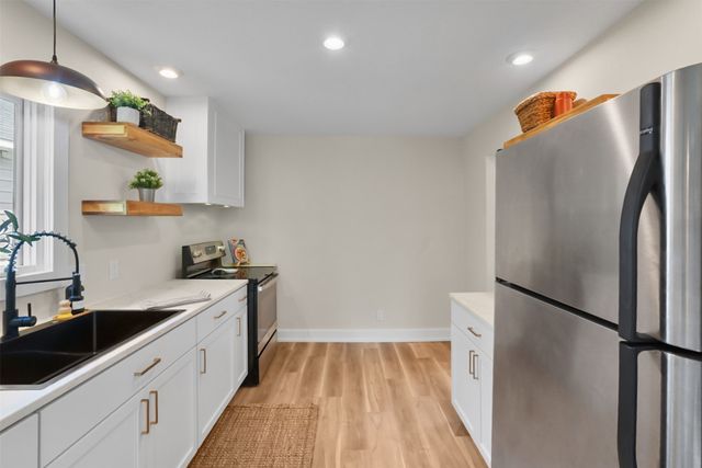 1442 16 Street, Des Moines, IA 50314