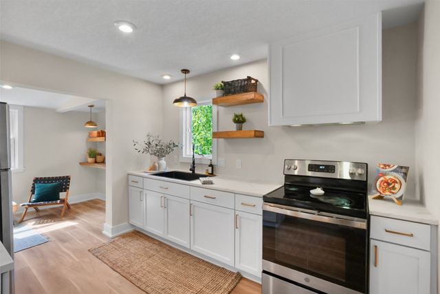 1442 16 Street, Des Moines, IA 50314
