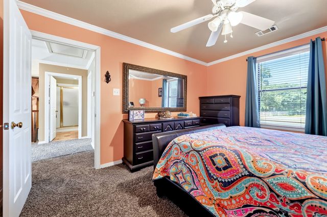 2197 Meadow Way, Terrell, TX 75160