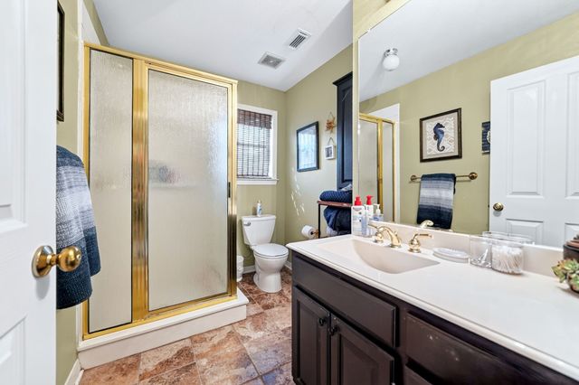 2197 Meadow Way, Terrell, TX 75160