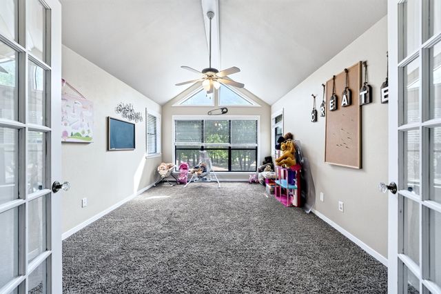 2197 Meadow Way, Terrell, TX 75160