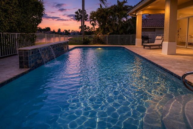19236 BAY LEAF Court, Boca Raton, FL 33498