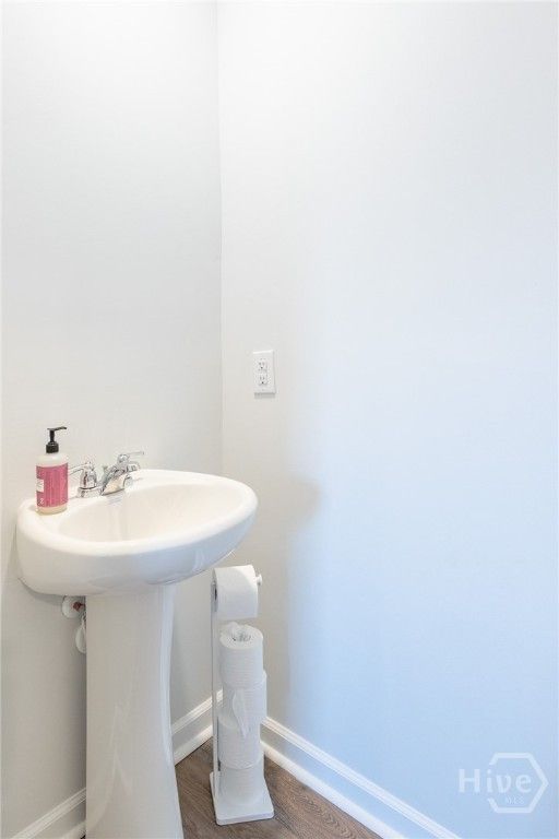 Image 17 of property listing at 102 Lakeside Lane, Rincon, GA 31326
