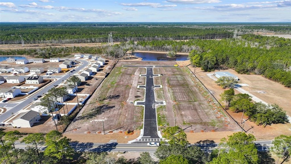 Image 37 of property listing at 102 Lakeside Lane, Rincon, GA 31326