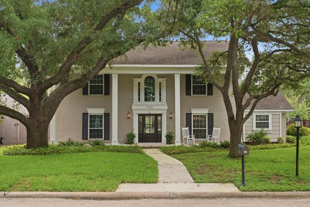 702 Langwood Drive, Houston, TX 77079