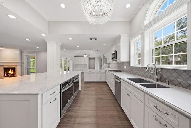 702 Langwood Drive, Houston, TX 77079