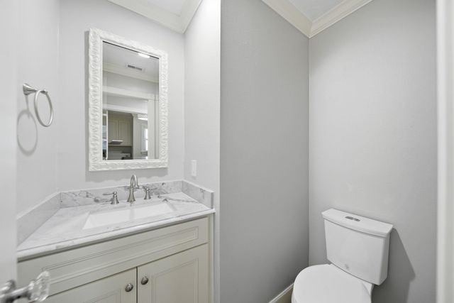702 Langwood Drive, Houston, TX 77079