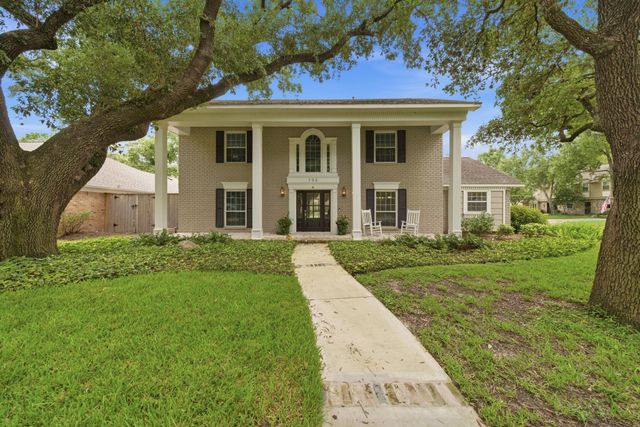 702 Langwood Drive, Houston, TX 77079