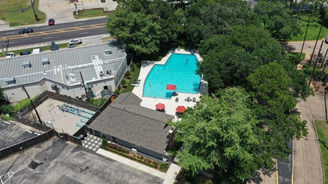 702 Langwood Drive, Houston, TX 77079