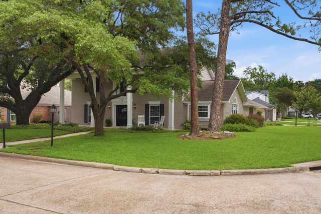702 Langwood Drive, Houston, TX 77079