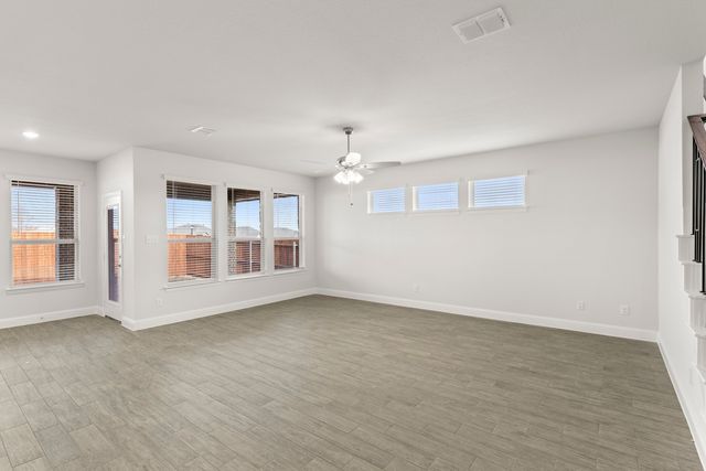 125 Meadow Road, Balch Springs, TX 75181