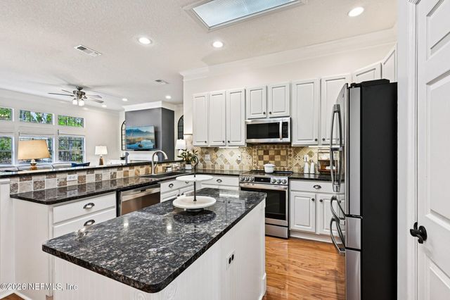 2450 SOUTHERN LINKS Drive, Fleming Island, FL 32003