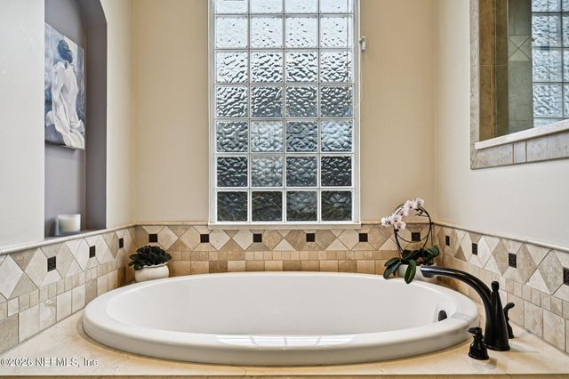 2450 SOUTHERN LINKS Drive, Fleming Island, FL 32003