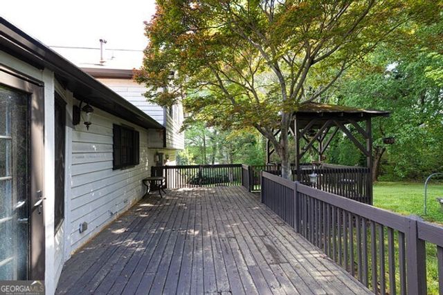 1763 Hearth Stone Circle, Lawrenceville, GA 30043