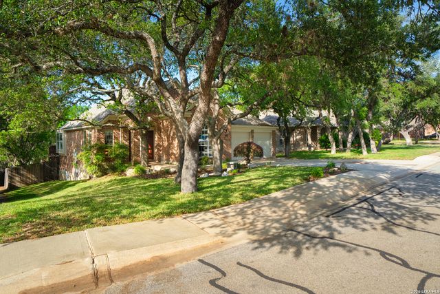 711 Belmark Ct, San Antonio, TX 78258