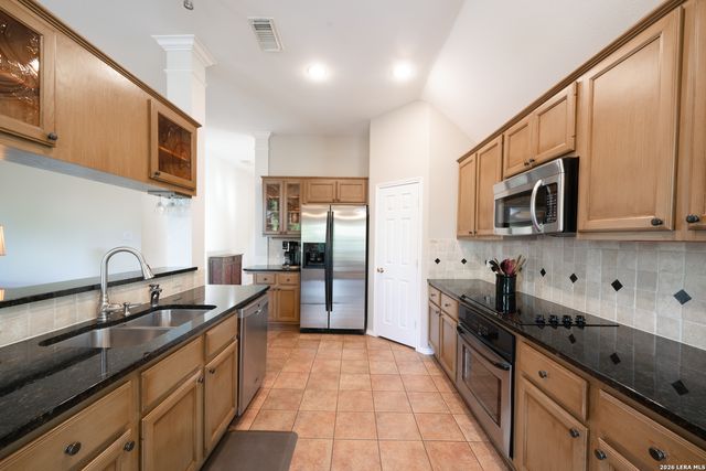 711 Belmark Ct, San Antonio, TX 78258