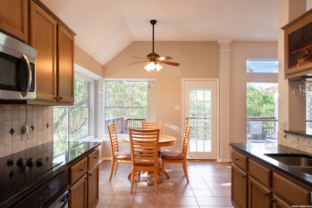 711 Belmark Ct, San Antonio, TX 78258