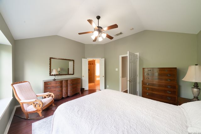 711 Belmark Ct, San Antonio, TX 78258