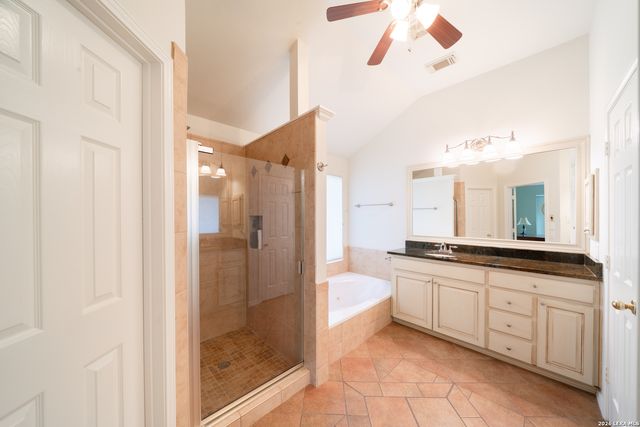 711 Belmark Ct, San Antonio, TX 78258