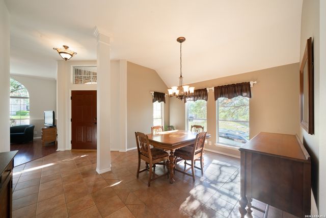 711 Belmark Ct, San Antonio, TX 78258