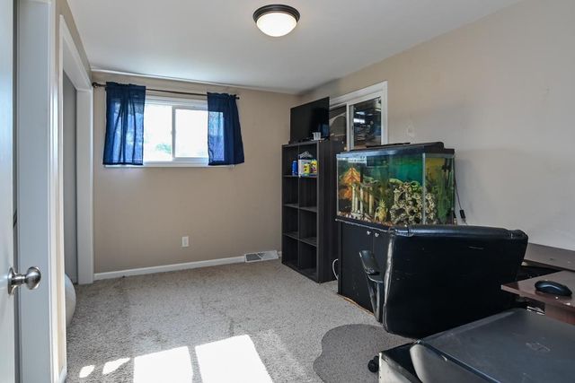 1932 DELAWARE STREET, Oshkosh, WI 54902