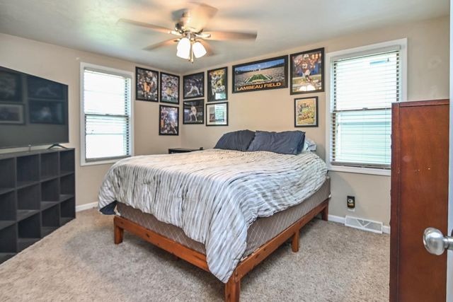 1932 DELAWARE STREET, Oshkosh, WI 54902