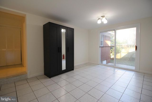 2129 GRAYSON PL, Falls Church, VA 22043