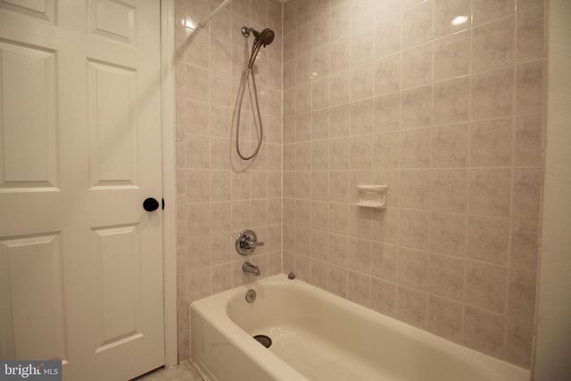 2129 GRAYSON PL, Falls Church, VA 22043