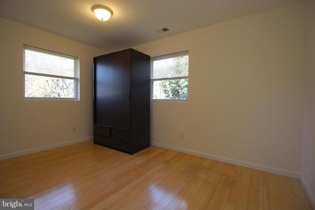 2129 GRAYSON PL, Falls Church, VA 22043