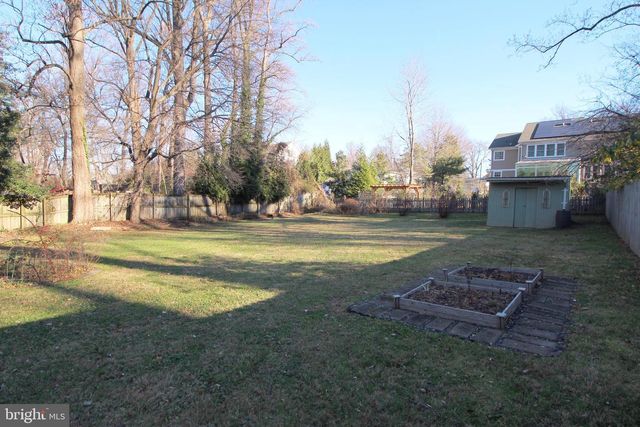 2129 GRAYSON PL, Falls Church, VA 22043