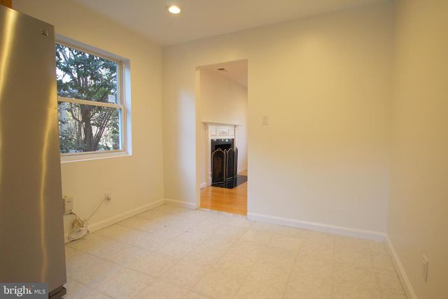 2129 GRAYSON PL, Falls Church, VA 22043