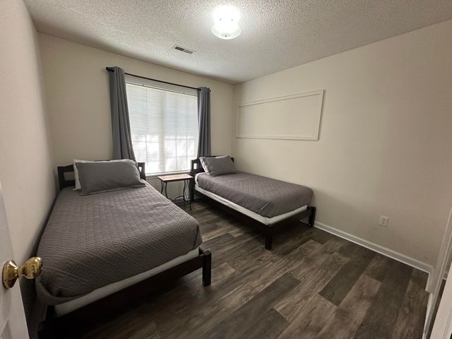 803 AMES DR, Columbia, MO 65201