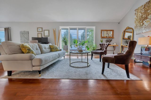 7001 Lanham Lane, Edina, MN 55439