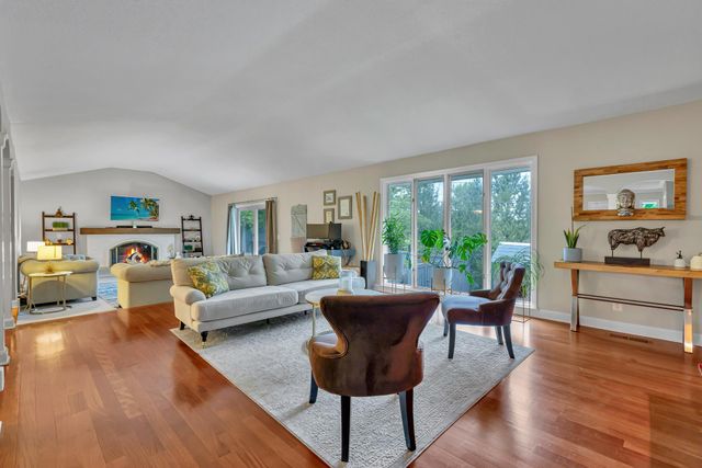 7001 Lanham Lane, Edina, MN 55439