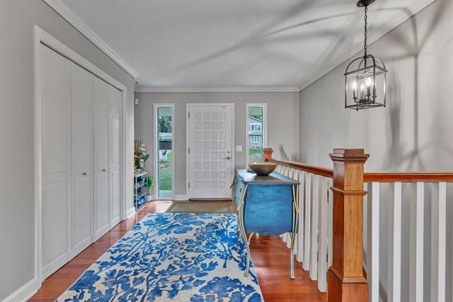 7001 Lanham Lane, Edina, MN 55439