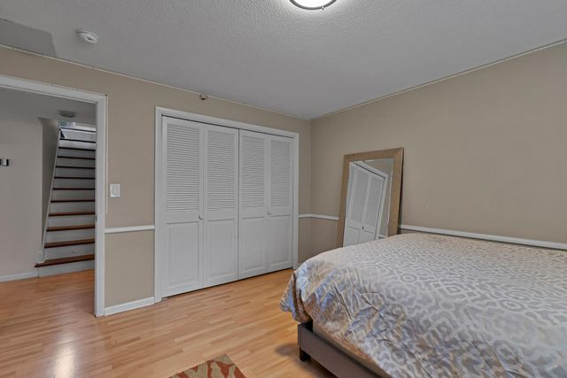 7001 Lanham Lane, Edina, MN 55439