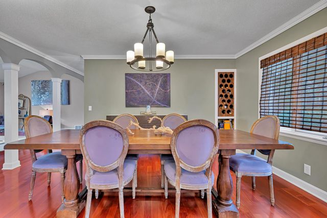 7001 Lanham Lane, Edina, MN 55439