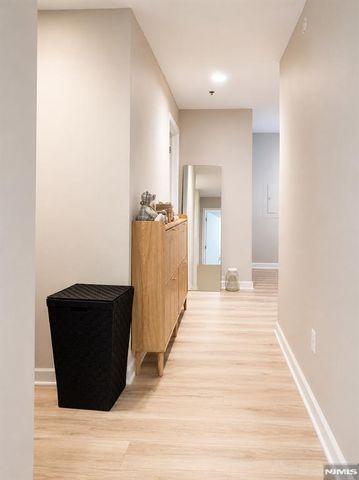 3418 City Place 3418, Edgewater, NJ 07020