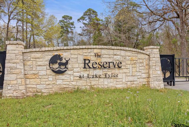 15212 Maple Leaf Ct, Tyler, TX 75707