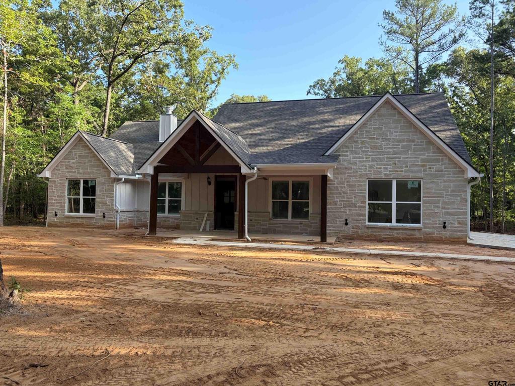 15212 Maple Leaf Ct, Tyler, TX 75707