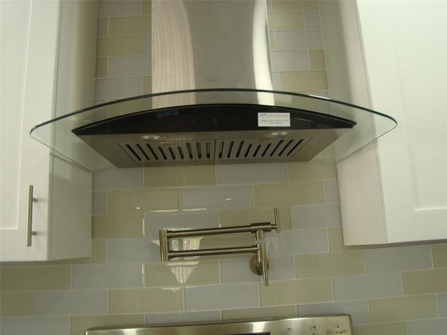 2588 N Carambola Circle, Coconut Creek, FL 33066