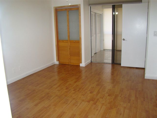 2588 N Carambola Circle, Coconut Creek, FL 33066