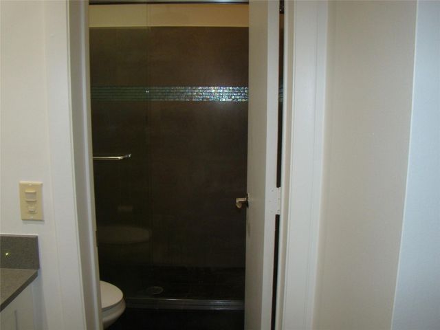 2588 N Carambola Circle, Coconut Creek, FL 33066