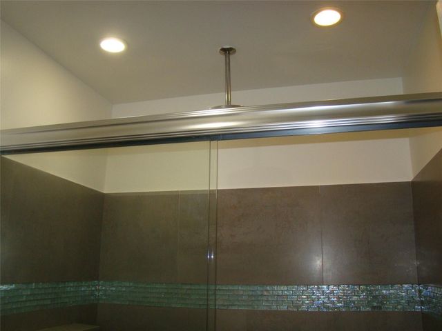 2588 N Carambola Circle, Coconut Creek, FL 33066